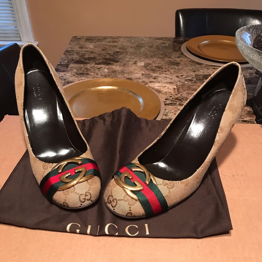 Authentic Monogram Gucci Pumps